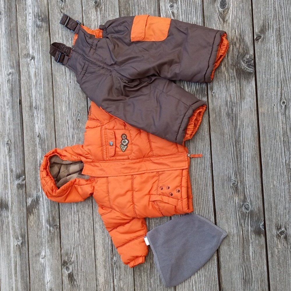 Cherokee Orange and Brown Winter Set